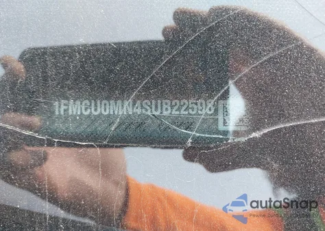 2025 Ford Escape St-Line z USA, uszkodzony, nr VIN 1FMCU0MN4SUB22598